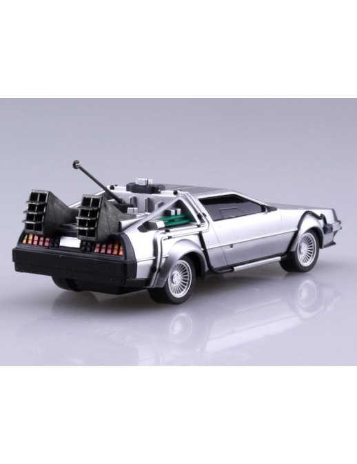 Aoshima Movie Mecha Series 11 Back To The Future DeLorean 1/43 Scale Model Kit