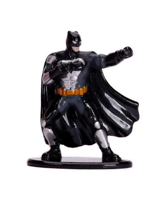 Jada Toys Diecast Model 1/32 Scale Justice League Batmobile with Figure