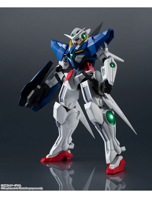Bandai Mobile Suit Gundam Universe GN-001 Gundam Exia