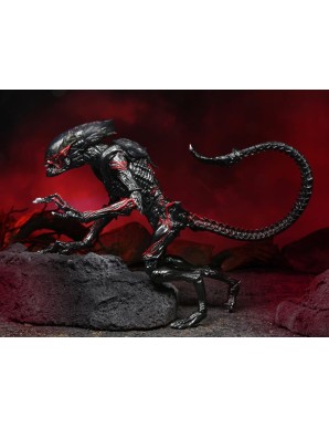 Neca Alien Night Cougar Alien Kenner Tribute