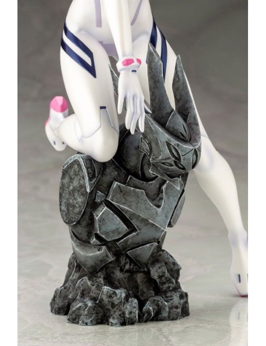 Kotobukiya Evangelion Thrice Upon a Time Mari Makinami Illustrious White Plugsuit Version