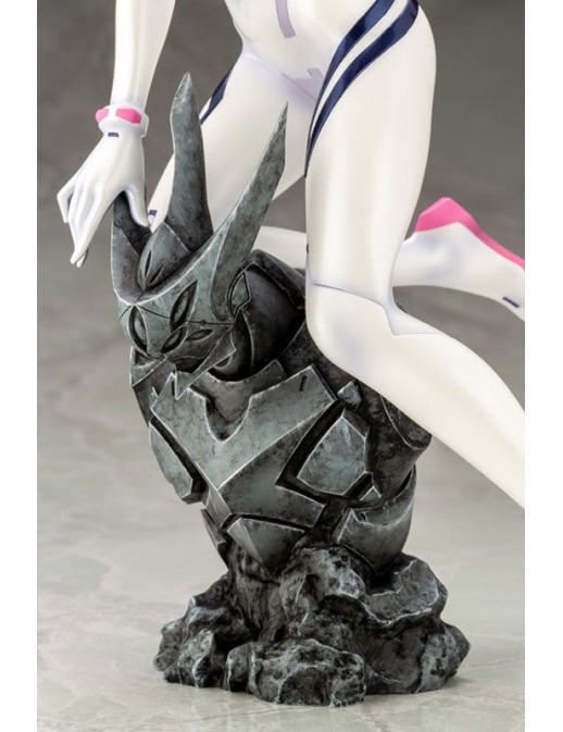 Kotobukiya Evangelion Thrice Upon a Time Mari Makinami Illustrious White Plugsuit Version