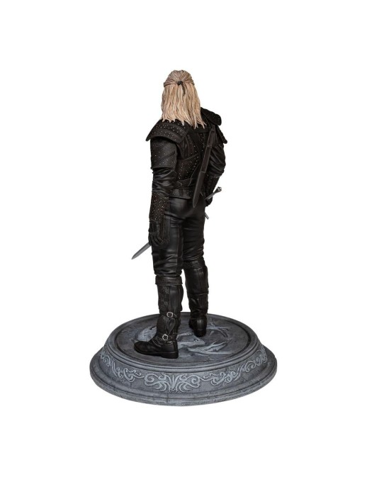 Dark Horse The Witcher Transformed Geralt