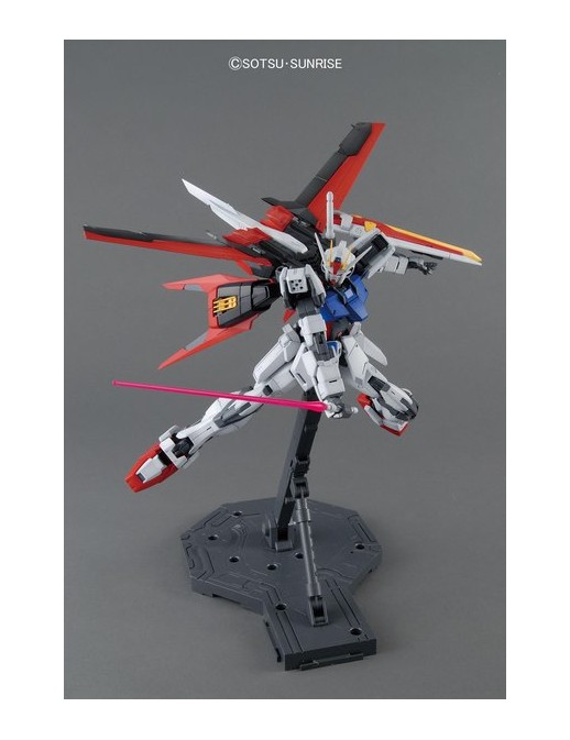 Bandai Master Grade MG 1/100 Mobile Suit Gundam GAT-X105+AQM/E-X01 Aile Strike Gundam Version RM