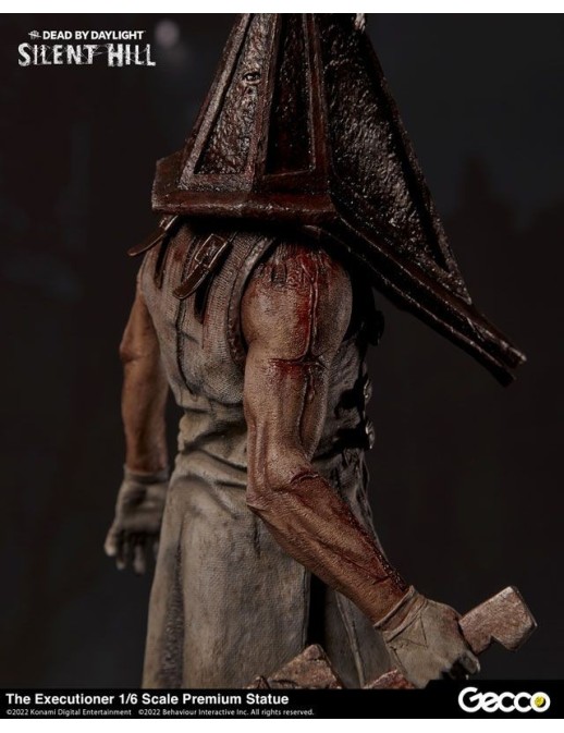 Gecco Silent Hill x Dead by Daylight The Executioner Premium Statue 1/6 Scale