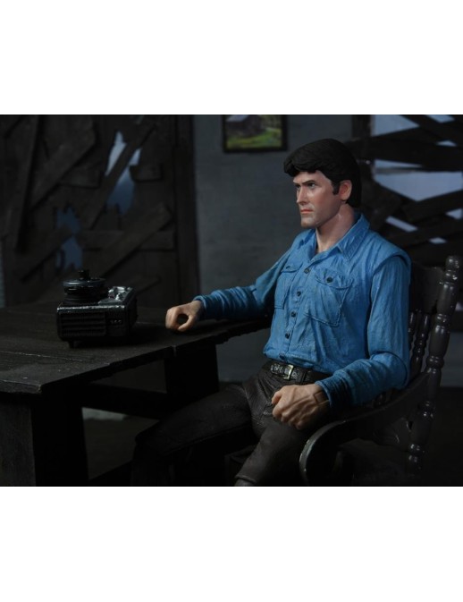 Neca The Evil Dead Ash