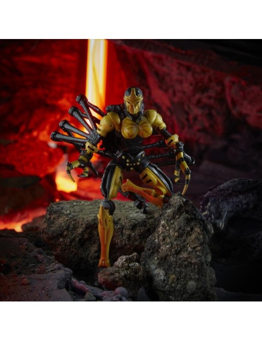Hasbro Transformers Kingdom WFC-K5 Blackarachnia