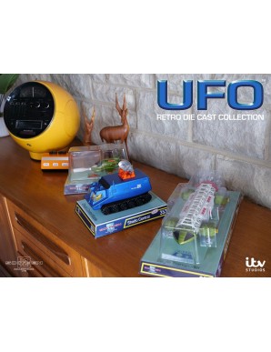 Sixteen 12 UFO Retro Die Cast Collection Shado 2 Control Mobile