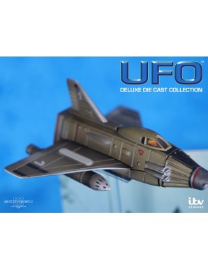 Sixteen 12 UFO Deluxe Die Cast Collection Shado 2 Control Mobile with Sky 1