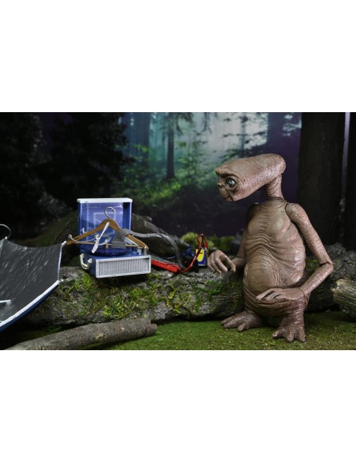Neca E.T. The Extra Terrestrial Deluxe Set