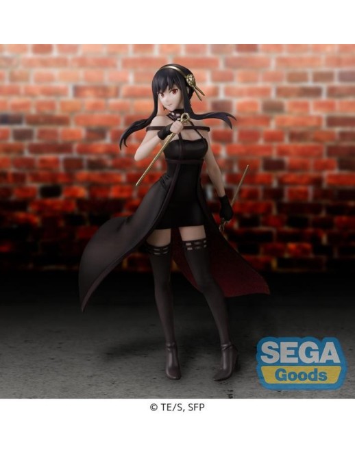 Sega Premium Perching Figure Spy x Family Yor Forger Thorn Princess