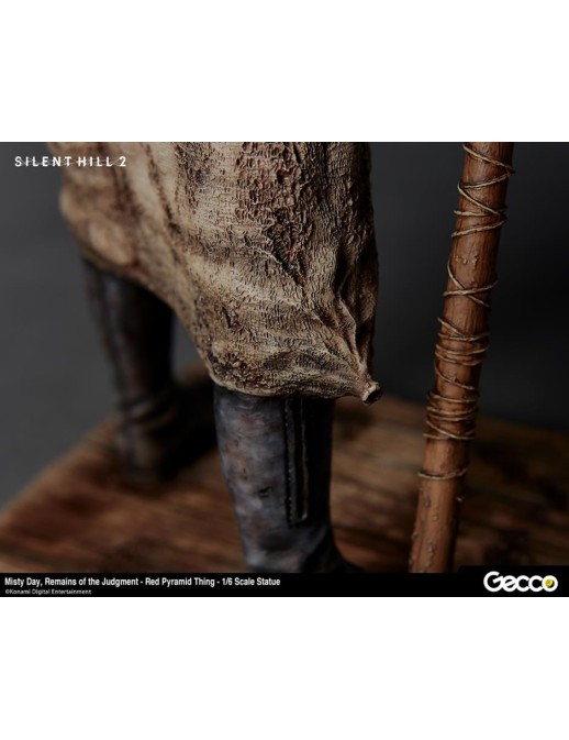 Gecco Silent Hill 2 Misty Day Remains of the Judgment Red Pyramid Thing 1/6 Scale Statue