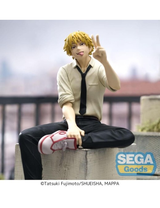 Sega Premium Perching Figure Chainsaw Man Denji