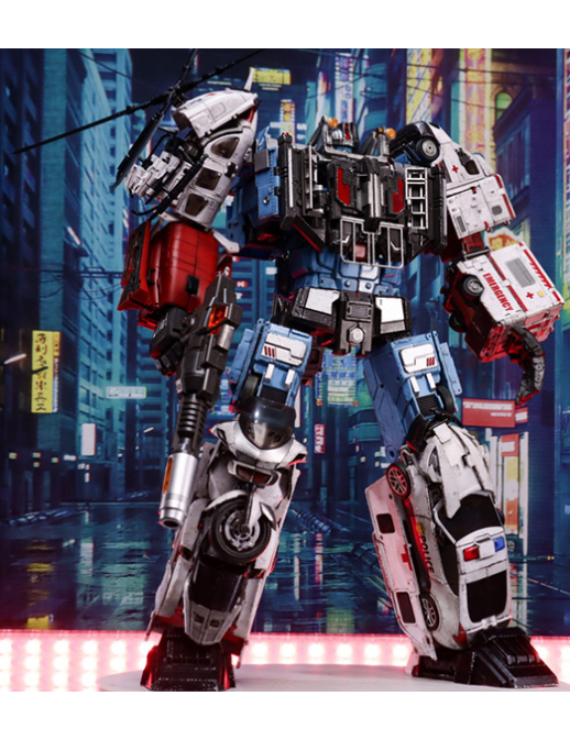 Generation Toys GT-08 Transformers Guardian Battle Damage Version