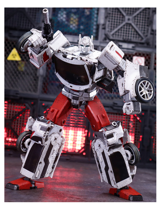 Generation Toys GT-08 Transformers Guardian Battle Damage Version