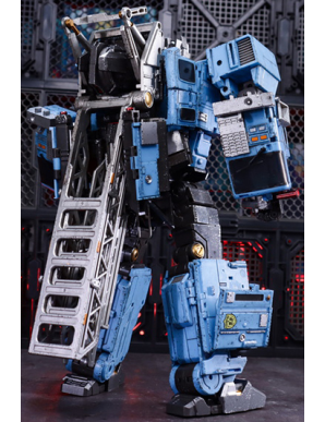 Generation Toys GT-08 Transformers Guardian Battle Damage Version