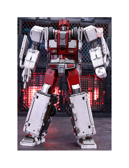 Generation Toys GT-08 Transformers Guardian Battle Damage Version