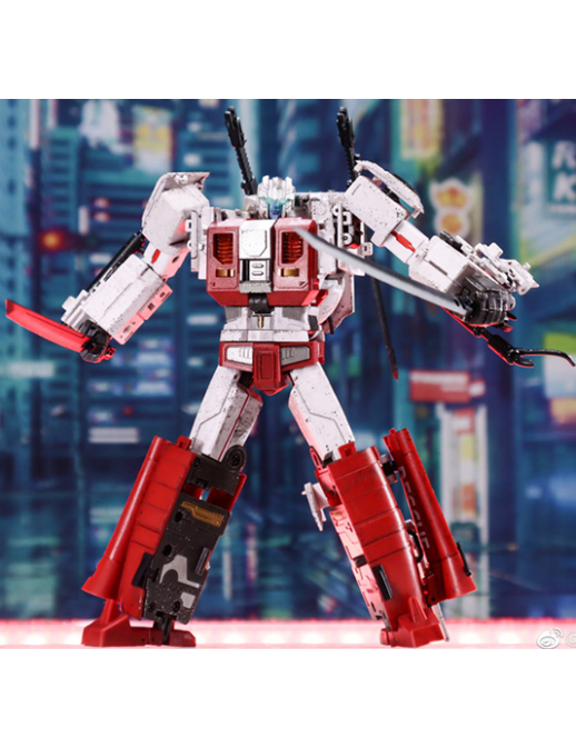 Generation Toys GT-08 Transformers Guardian Battle Damage Version