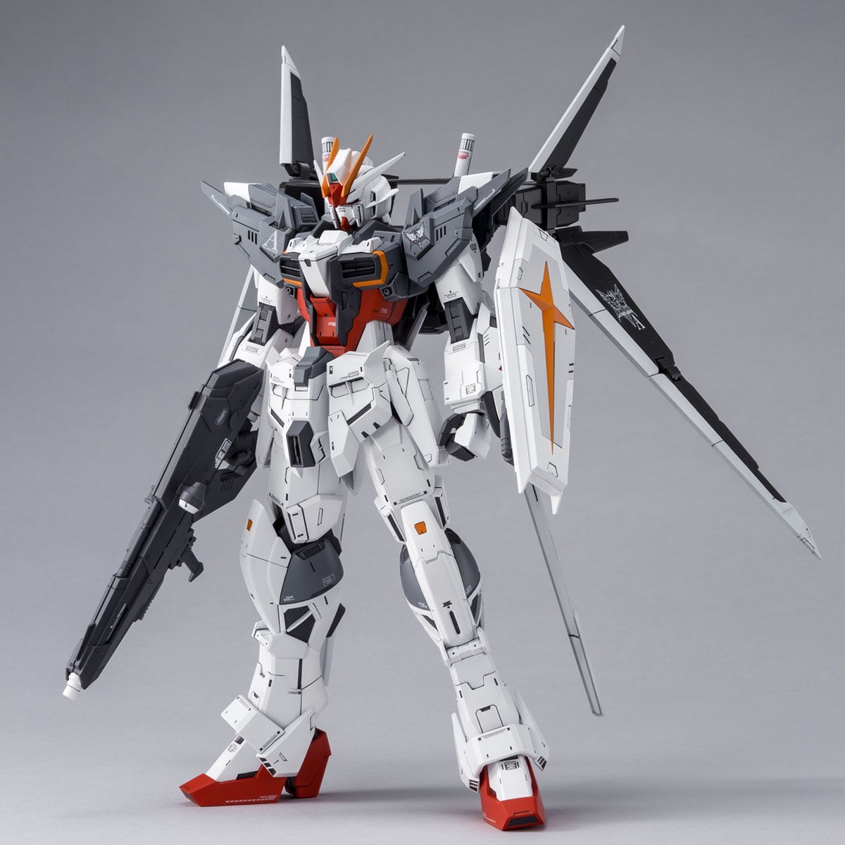 P-BANDAI MASTER GRADE MG 1/100 MOBILE SUIT GUNDAM EX IMPULSE