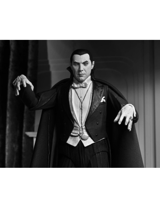 Neca Universal Monsters Ultimate Dracula Carfax Abbey