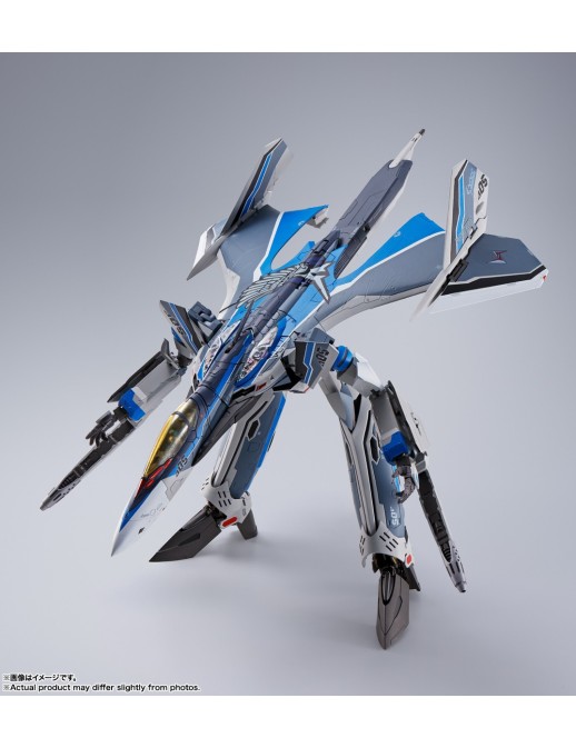 Bandai DX Chogokin Macross VF-31AX Kairos Plus Valkyrie Hayate Immelman Custom