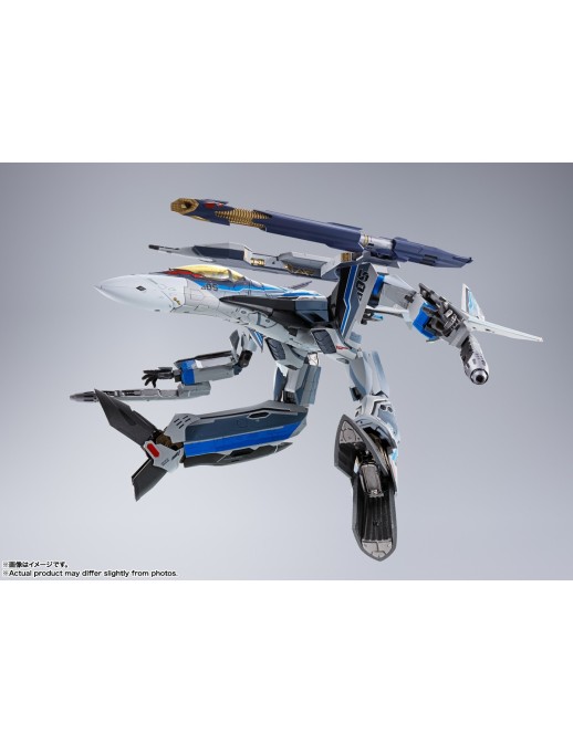Bandai DX Chogokin Macross VF-31AX Kairos Plus Valkyrie Hayate Immelman Custom