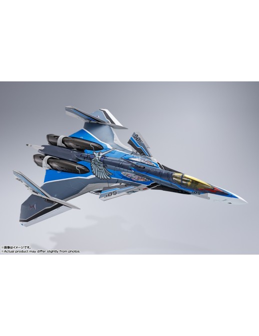 Bandai DX Chogokin Macross VF-31AX Kairos Plus Valkyrie Hayate Immelman Custom