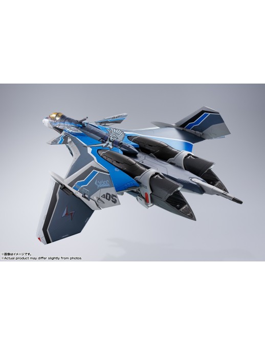 Bandai DX Chogokin Macross VF-31AX Kairos Plus Valkyrie Hayate Immelman Custom