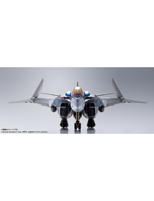 Bandai DX Chogokin Macross VF-31AX Kairos Plus Valkyrie Hayate Immelman Custom