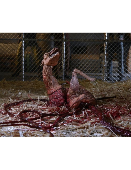 Neca The Thing Dog Creature Set