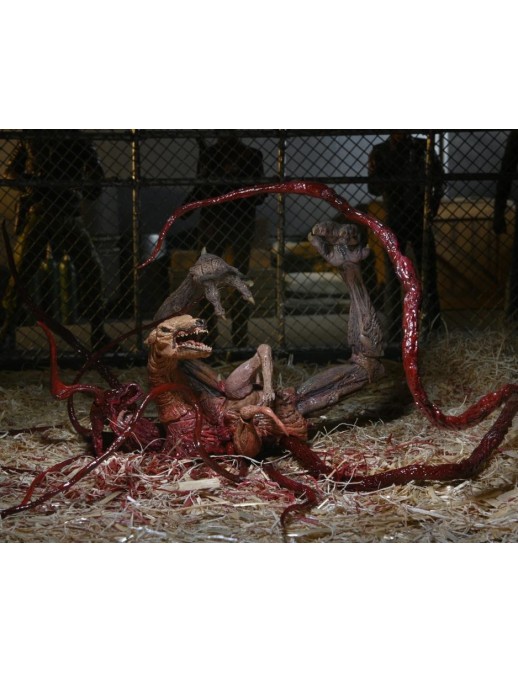 Neca The Thing Dog Creature Set