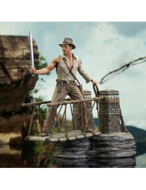 Diamond Select Toys Indiana Jones and the Temple of Doom Gallery Indiana Jones Deluxe Figure Diorama