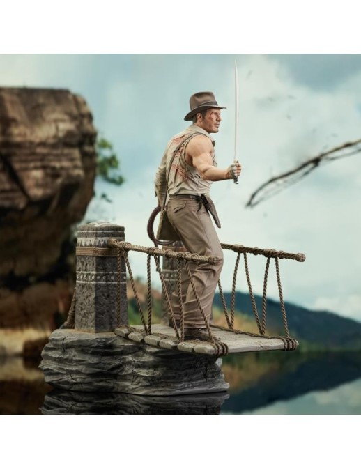 Diamond Select Toys Indiana Jones and the Temple of Doom Gallery Indiana Jones Deluxe Figure Diorama