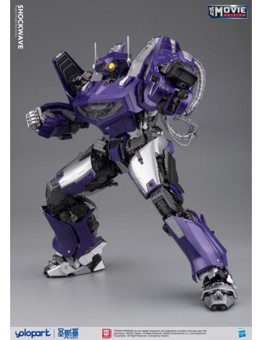 Yolopark AMK Series Model Kit Transformers Bumblebee Shockwave