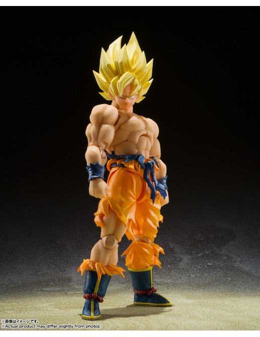 Bandai S.H. Figuarts Dragon Ball Z Son Goku Legendary Super Saiyan