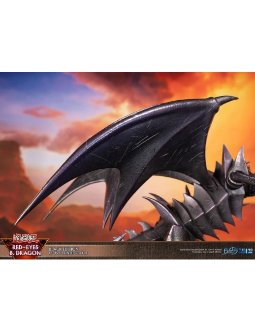 First 4 Figures Yu-Gi-Oh! Red-Eyes Black Dragon Black Edition