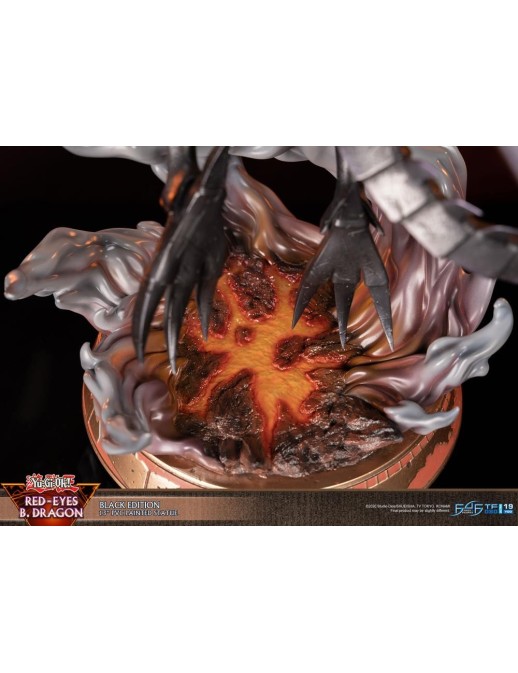 First 4 Figures Yu-Gi-Oh! Red-Eyes Black Dragon Black Edition