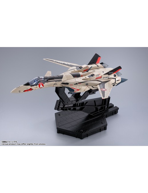 Bandai DX Chogokin Macross YF-19 Excalibur Isamu Alva Dyson Custom