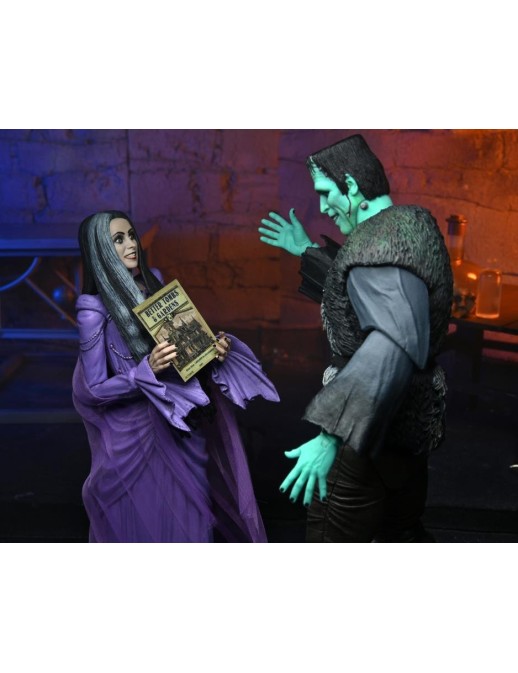 Neca Rob Zombie's The Munsters Lily